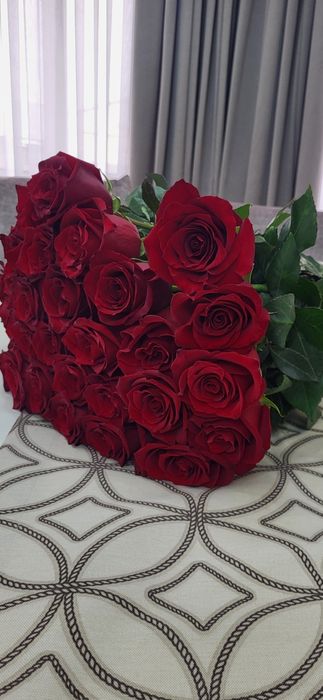 Метровые розы 7 и 31шт