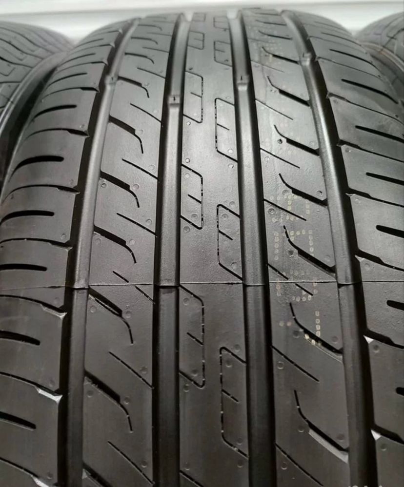 Продаю шины Giti R19 235/50