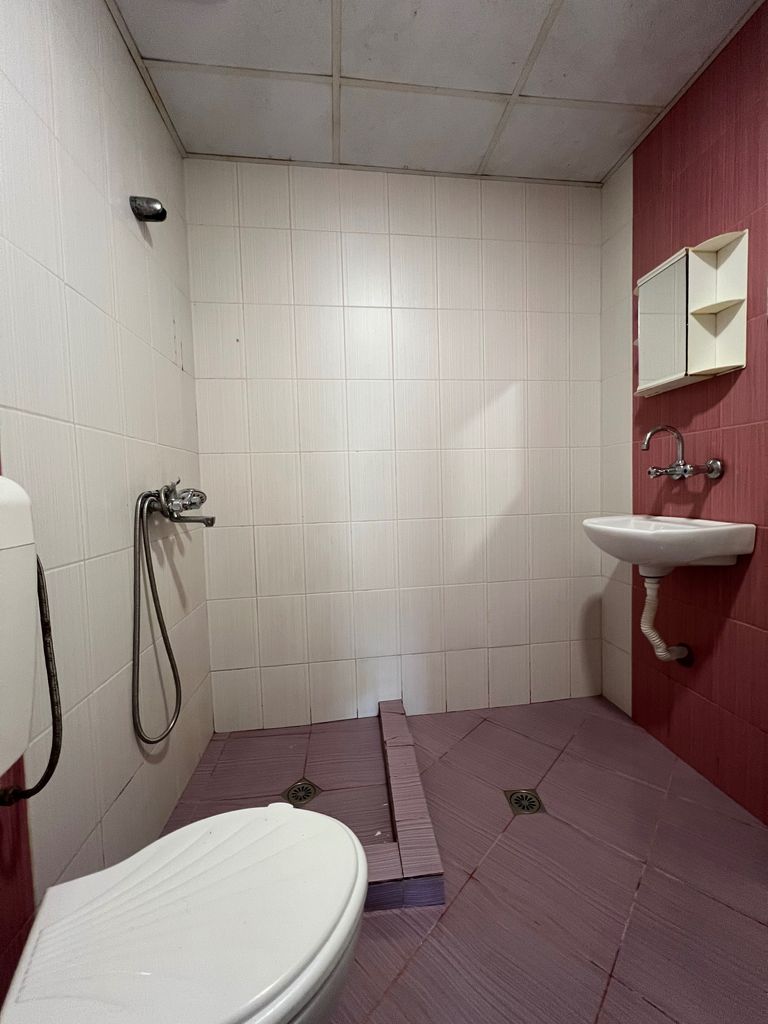 Продава се Къща в Карлово - 218 кв.м за 803 €/кв.м - Снимка #13