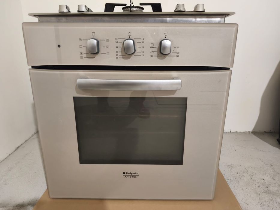 Plita si cuptor in stare foarte buna