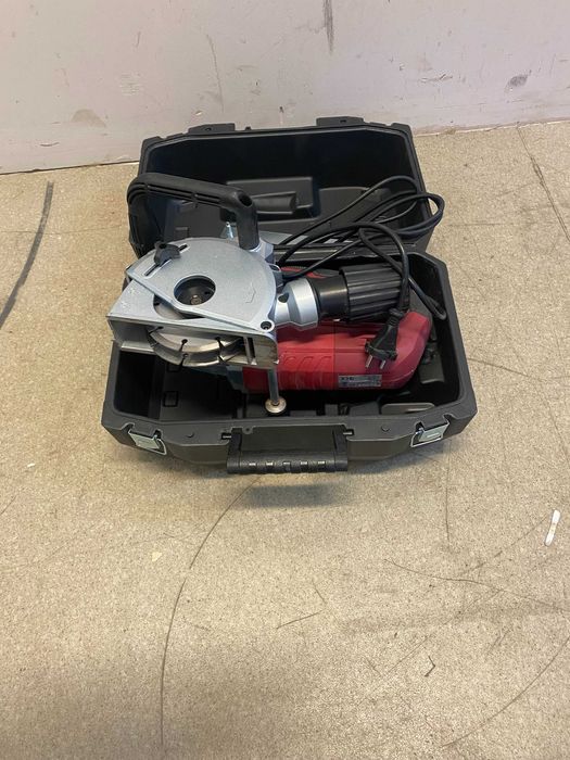 020904	Фреза за канали 1.35kW 125x22.2mm 0-30mm куфар RD-WCH04