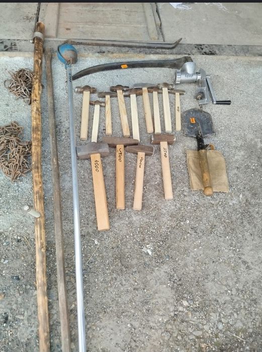 Продам кувалды молотки съемка для яблок, все в отличном состоянии цена