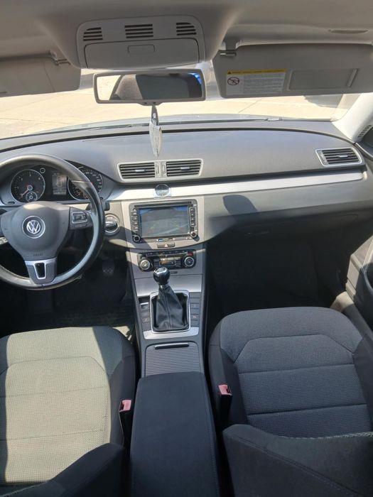 VW Passat b7 Exclusive 2.0  TDI 2012 Bi-xenon adaptive ,navi,camera m.