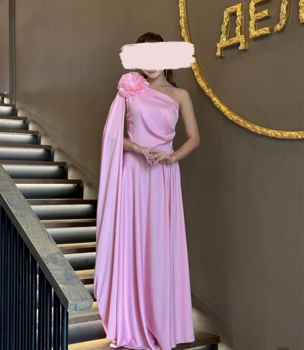 Платья вечерний