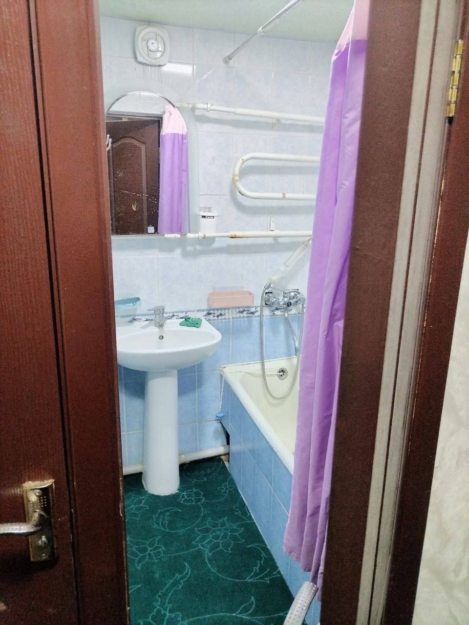 Chilonzor 9 kvartal 23 Dom 2 kishi kerak narxi 700 ming