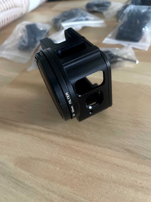 GO PRO Husa Aluminiu Go (stare perfecta) + alte accesorii noi