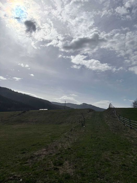 Teren de vânzare în Com. Ciocănești, Sat Botos, județul Suceava,