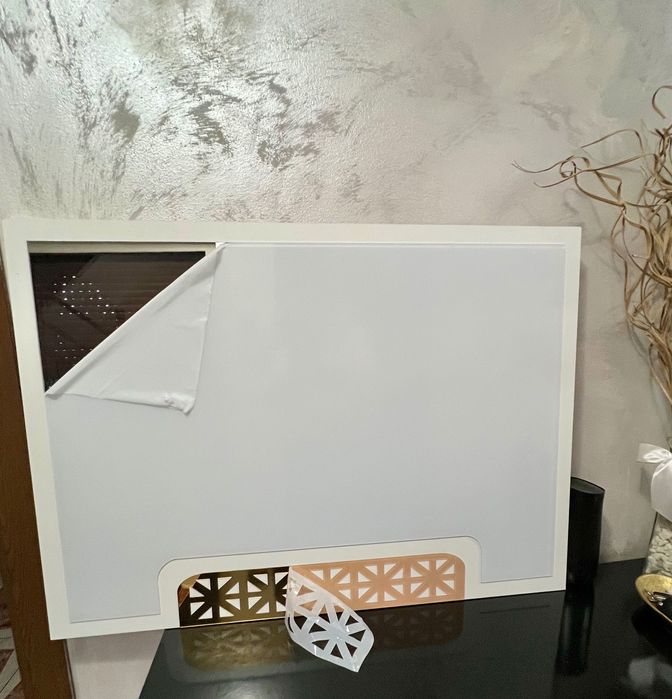 Oglindă pe mdf nouă