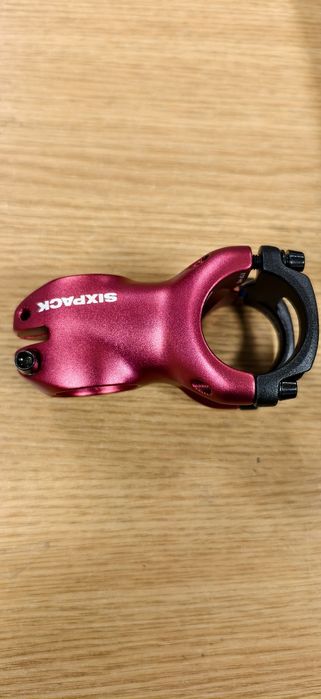 Лапа SIXPACK Menace 31.8х50mm за Enduro/Downhill