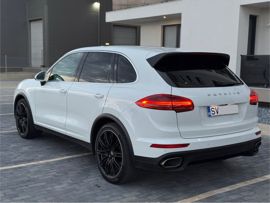 Porsche Cayenne Facelift / 3.0 V6 / Perne / Jante GTS / Faruri Matrix