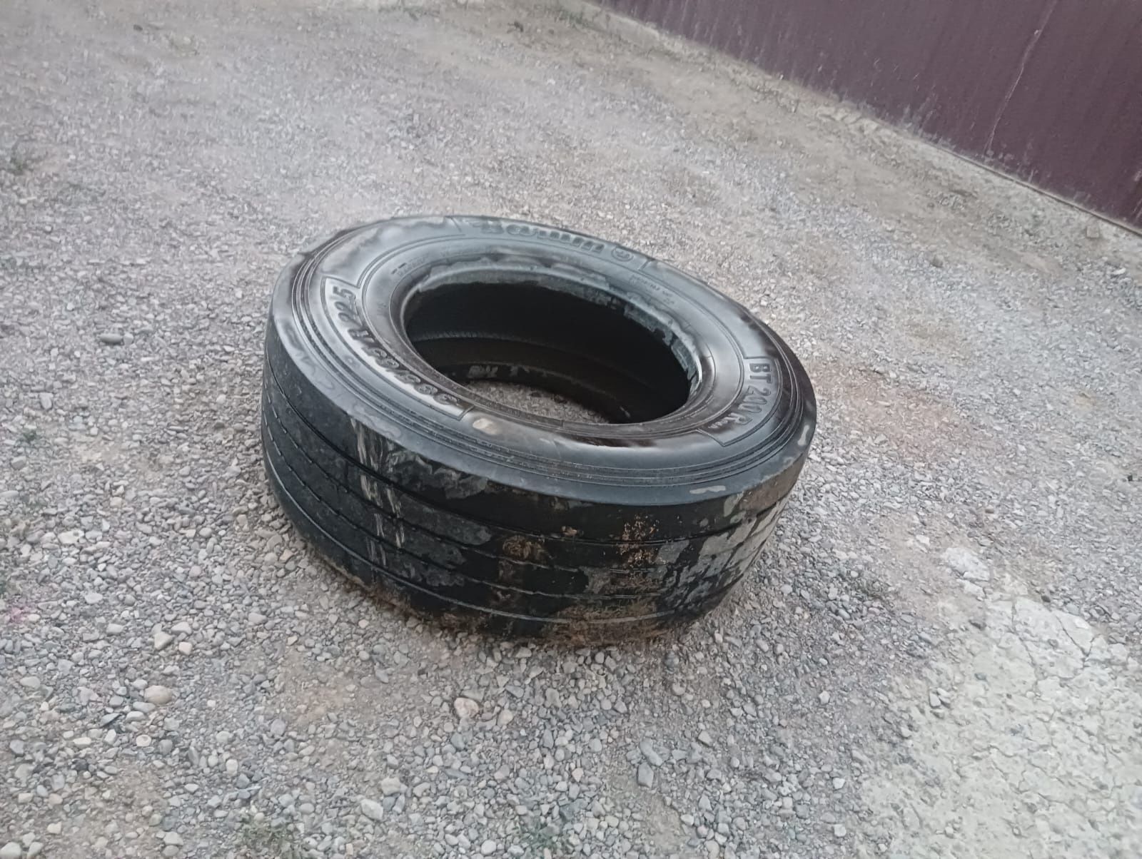 Запаска на прицеп бу