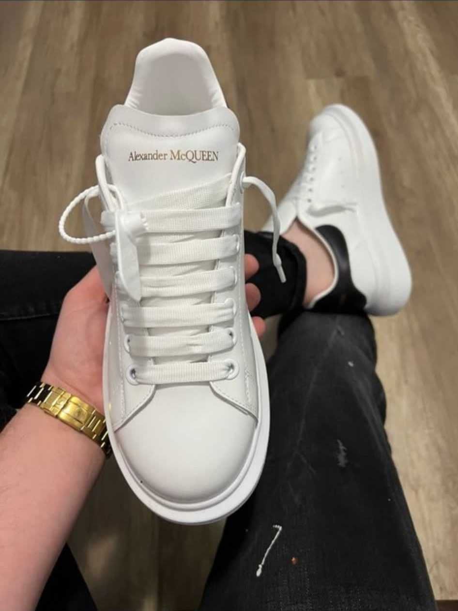 Adidasi McQueen albi din piele dama si barbati