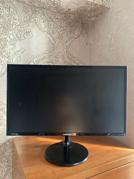 Продам монитор  Samsung