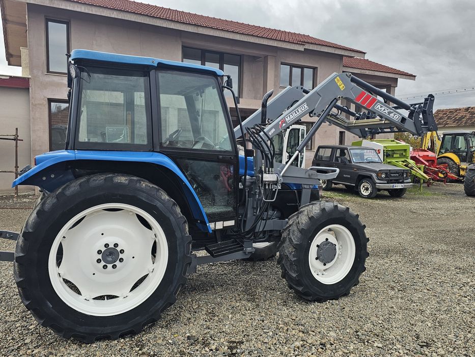 Vând Tractor New Holland L65 DT