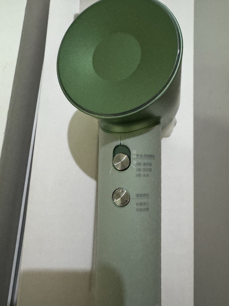 Фен Laifen Swift Special (зелёный, 1600 W) с ионизацией и диффузором