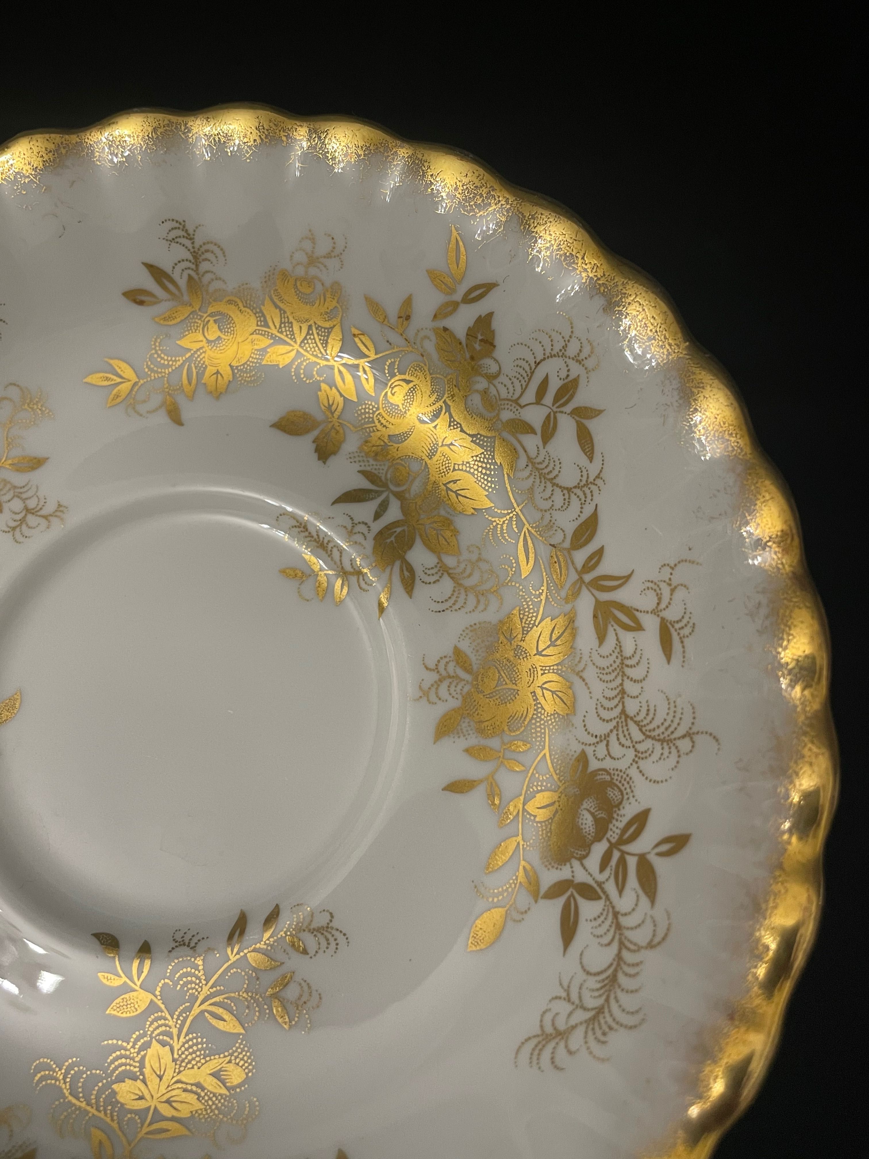 Royal  Albert Antoinette gold порцелан