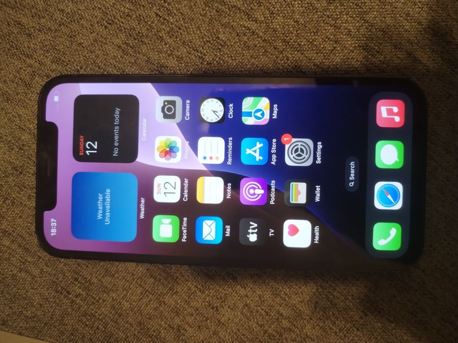iPhone 12 albastru