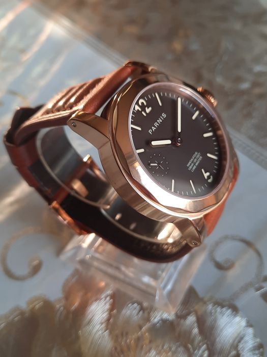 Продам часы PARNIS
