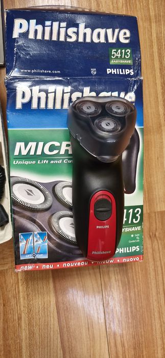 Aparat Philips pentru ras bărbierit