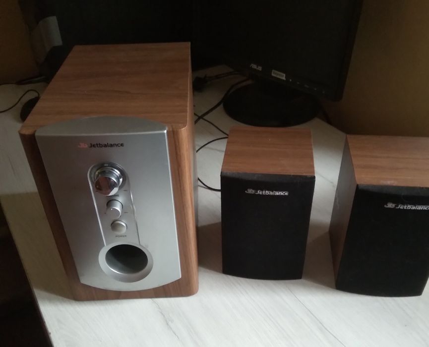 Продам компьютерные колонки