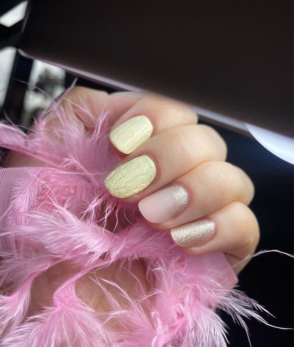 Unghii gel/semi Sanpetru