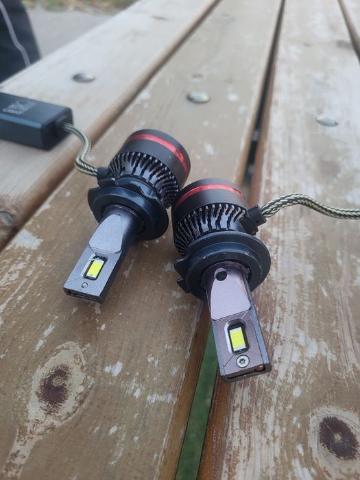 Led лампы, почти новые