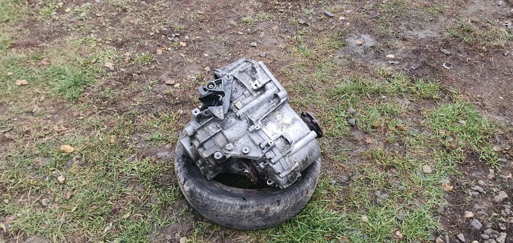 Cutie viteza 6 trepte 2.0 1.9 tdi passat b6 golf 5 touran seat skoda