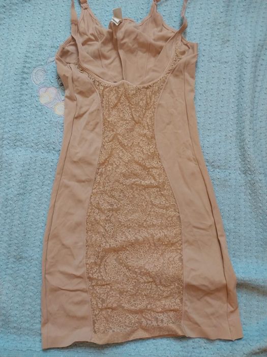 Платье утягивающее Florange новое