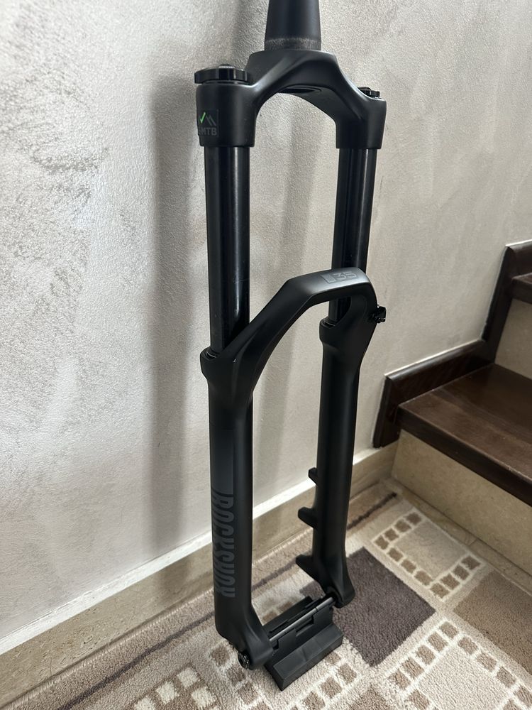 Furca de bicicleta RockShox 35 160 mm ( noua)
