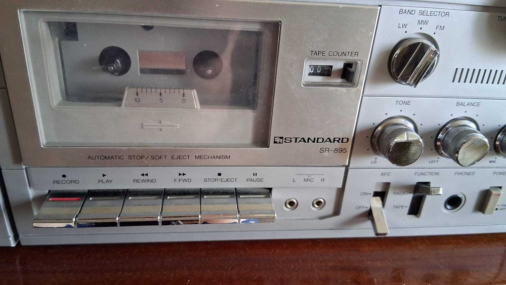 Radiocasetofon stereo Standard cu 2 boxe