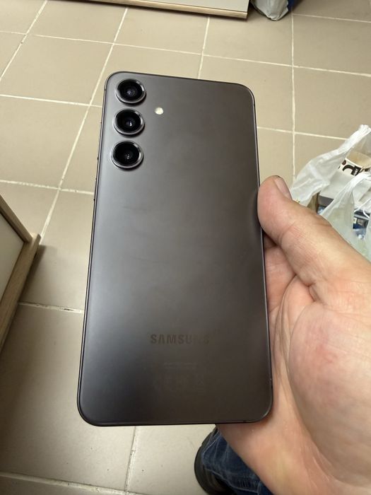 Samsung Galaxy S24 Plus 12/256gb - без забележки