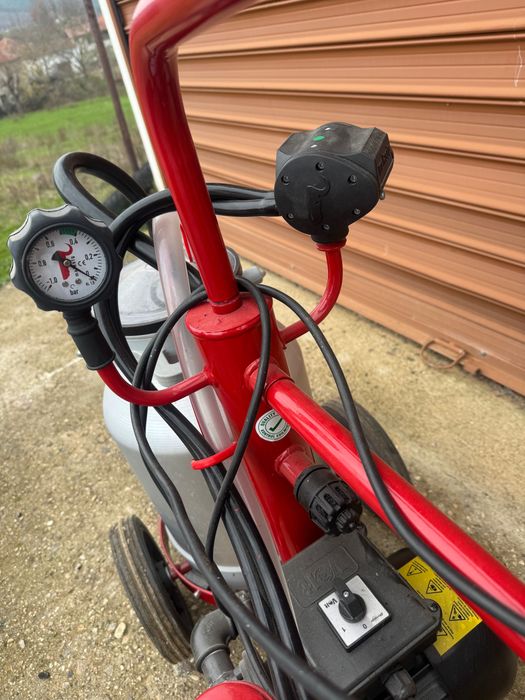 Машина за доене за крави