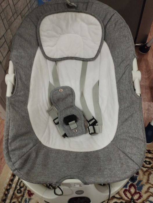 Продам детский шезлонг