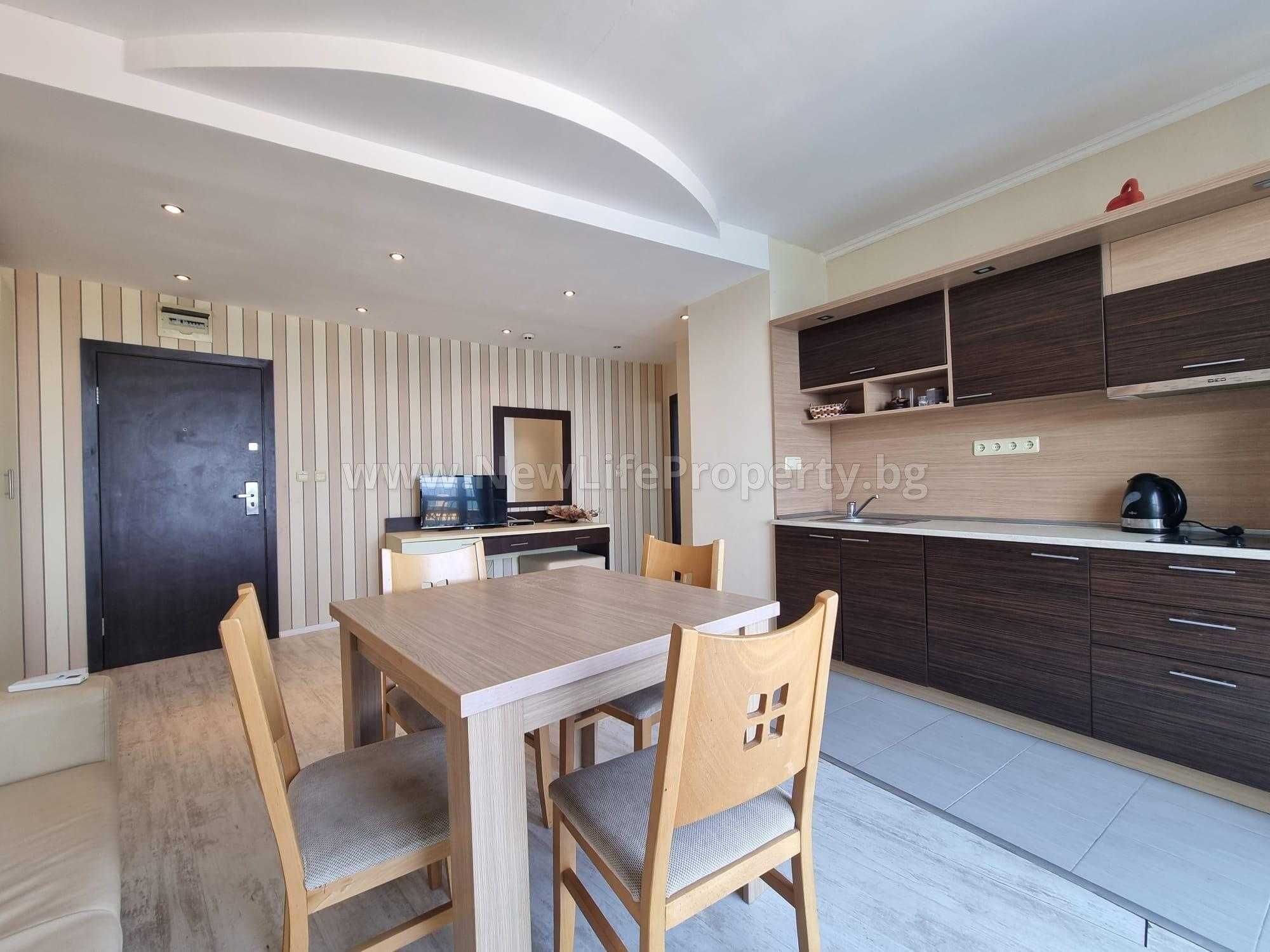 Двустаен апартамент с гледка море в „Grand Hotel St. Vlas“, Свети Влас