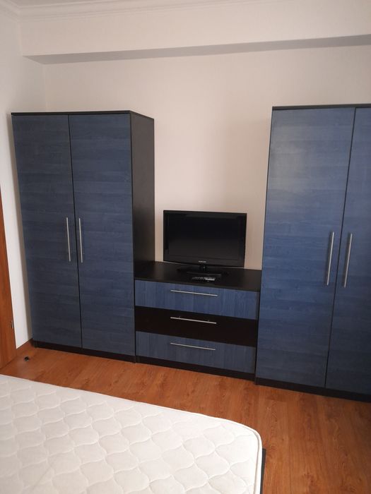 Închiriez ap 2 camere ultracentral!