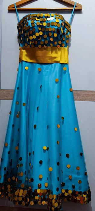 Два платья для девочек. 40-42 размер.