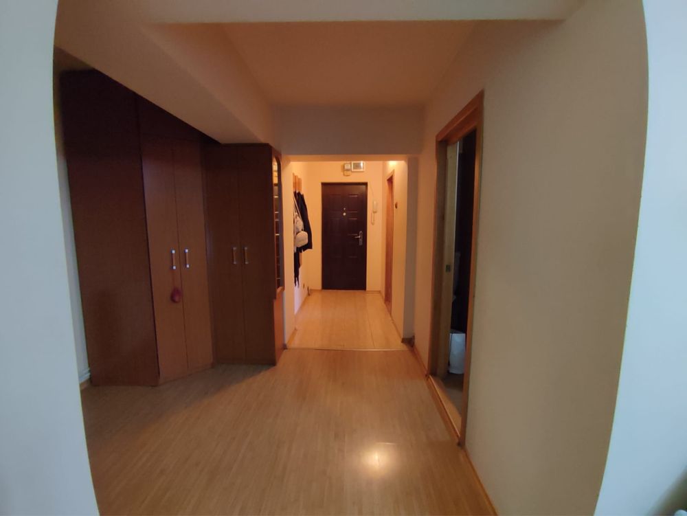 Apartament 4 Camere