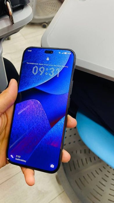 Honor x 8b yaxshi holatda