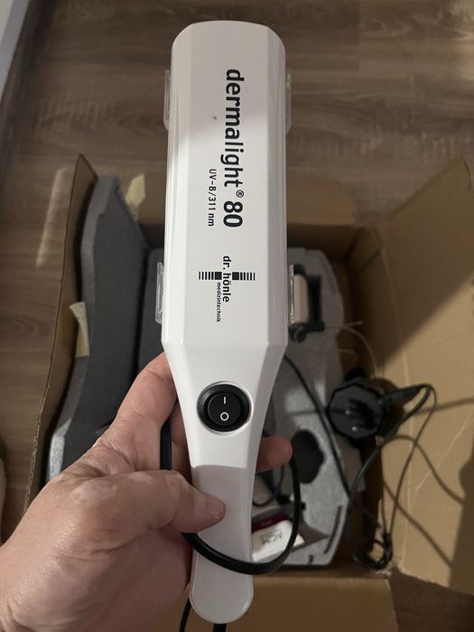 Lampa UV-B / 311nm . Tratament vitiligo