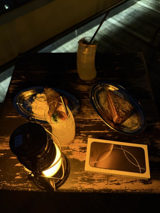 Срочно! Iphone 16 pro Max black 37 цикл