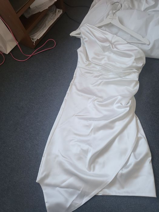 Официална дамска рокля