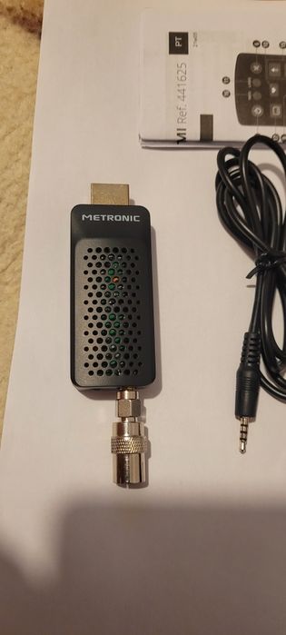 Decodor satelit portabil metronic