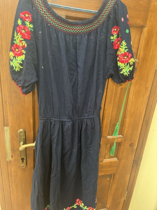 Rochita pentru festivaluri sau nunți