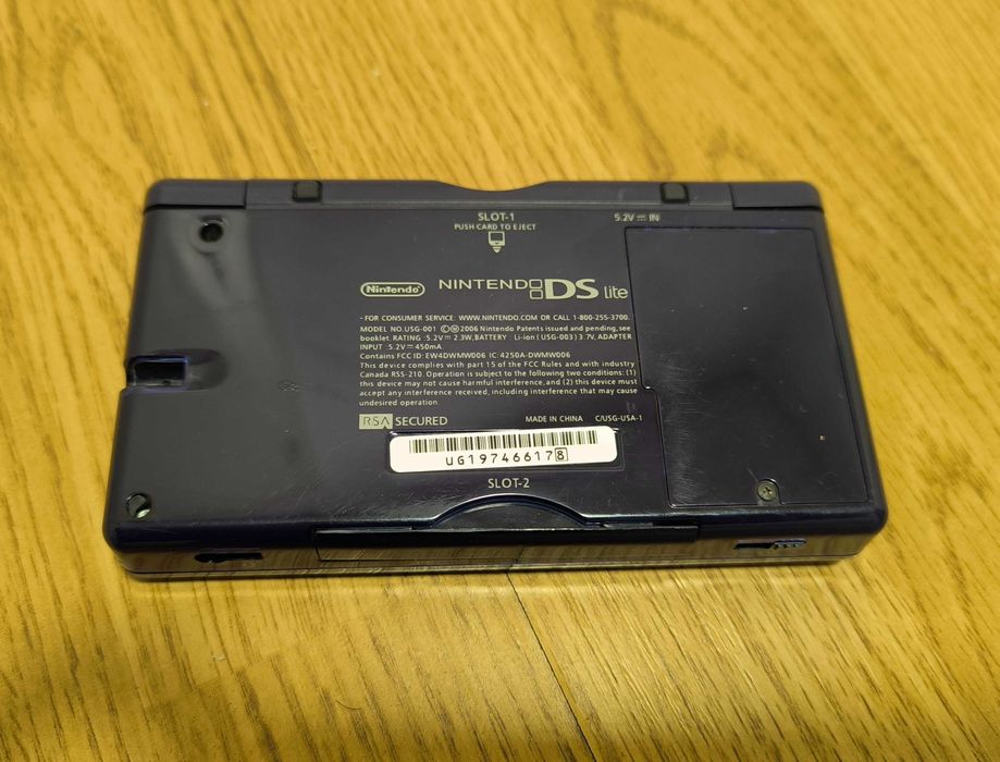 Nintendo DS lite игра
