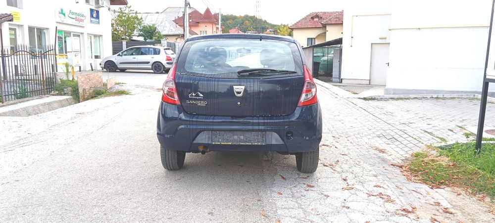 Dacia Sandero Fab 2010 Motor 1,2 Benzina Mpi În 4 Pistoane Climă Servo