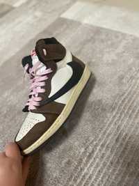 Air jordan 1 travis scott