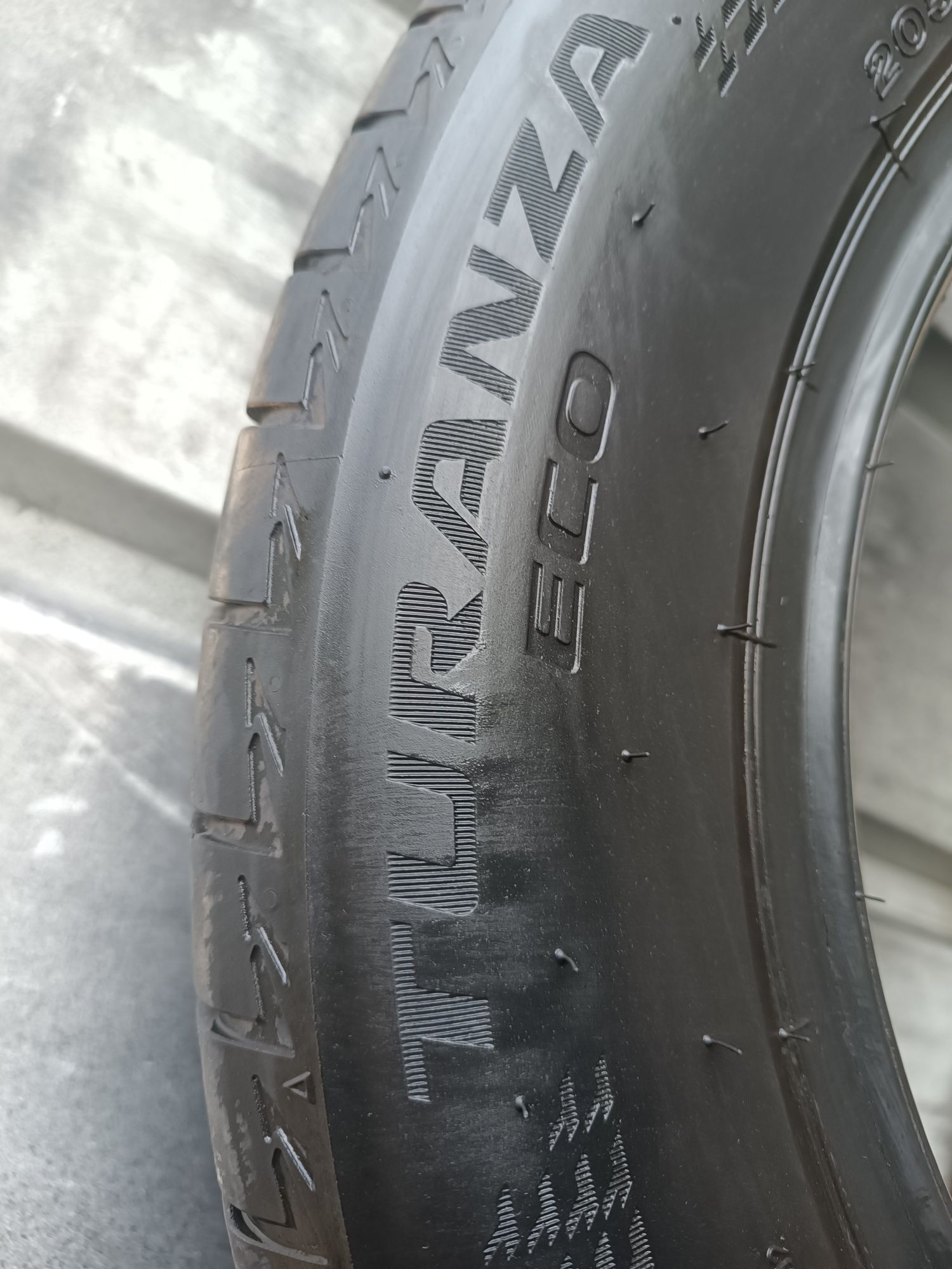 205/60/16 Bridgestone Дот 0221