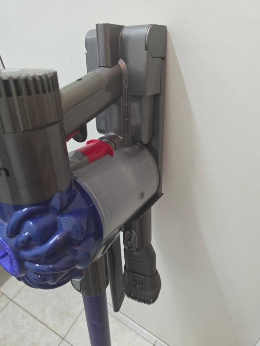 Прахосмукачка Dyson V6 Slim Origin, вертикална, безжична, 0.4 л