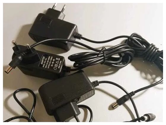 адаптер, зарядка, блок питания от весов, на все весы есть блоки