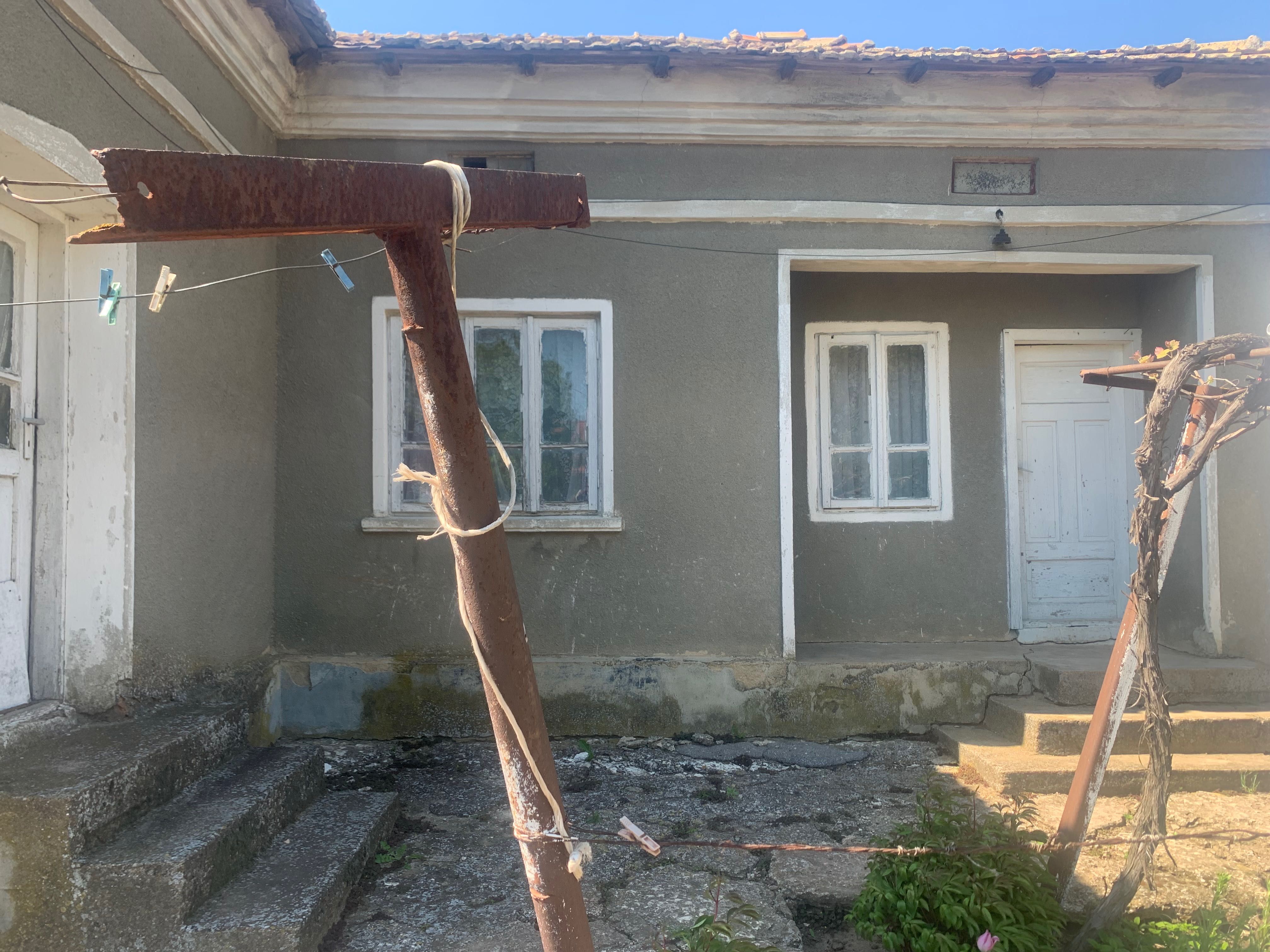 Къща село Методиево на 15км от Добрич